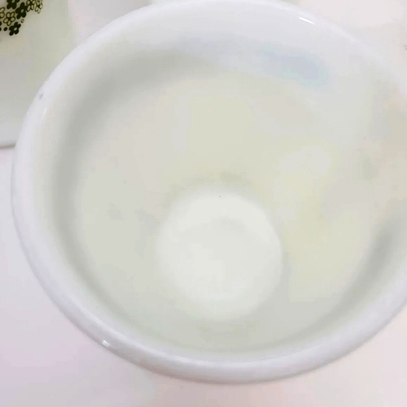 Milk Glass vintage mugs. Set of two. Spring Blossom Green tea mugs - Picture 2 of 3